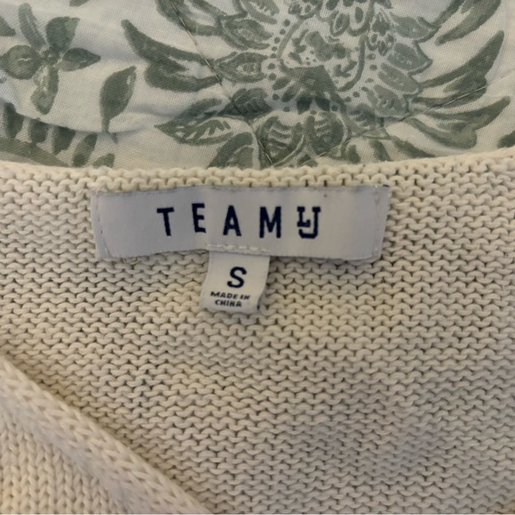 Northwestern sweater - Picture 2 of 3